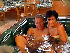 Short haired amateur gets her pussy creamed after jacuzzi fuck