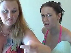 Milfs Throbbing Pussy Drives Her For A Handjob