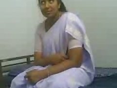 Amateur Indian MILF Gives Awesome Blowjob