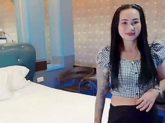 Thai Chef Prepares Pussy For Her First Sex Scene