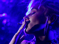 Kitty Quinn smokes her night away in Smoked Out Blondie