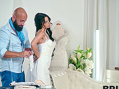 A sexy brunette Kama Oxi met her new husband - Neeo