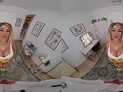 Doctor's Exam: Kitana Montana